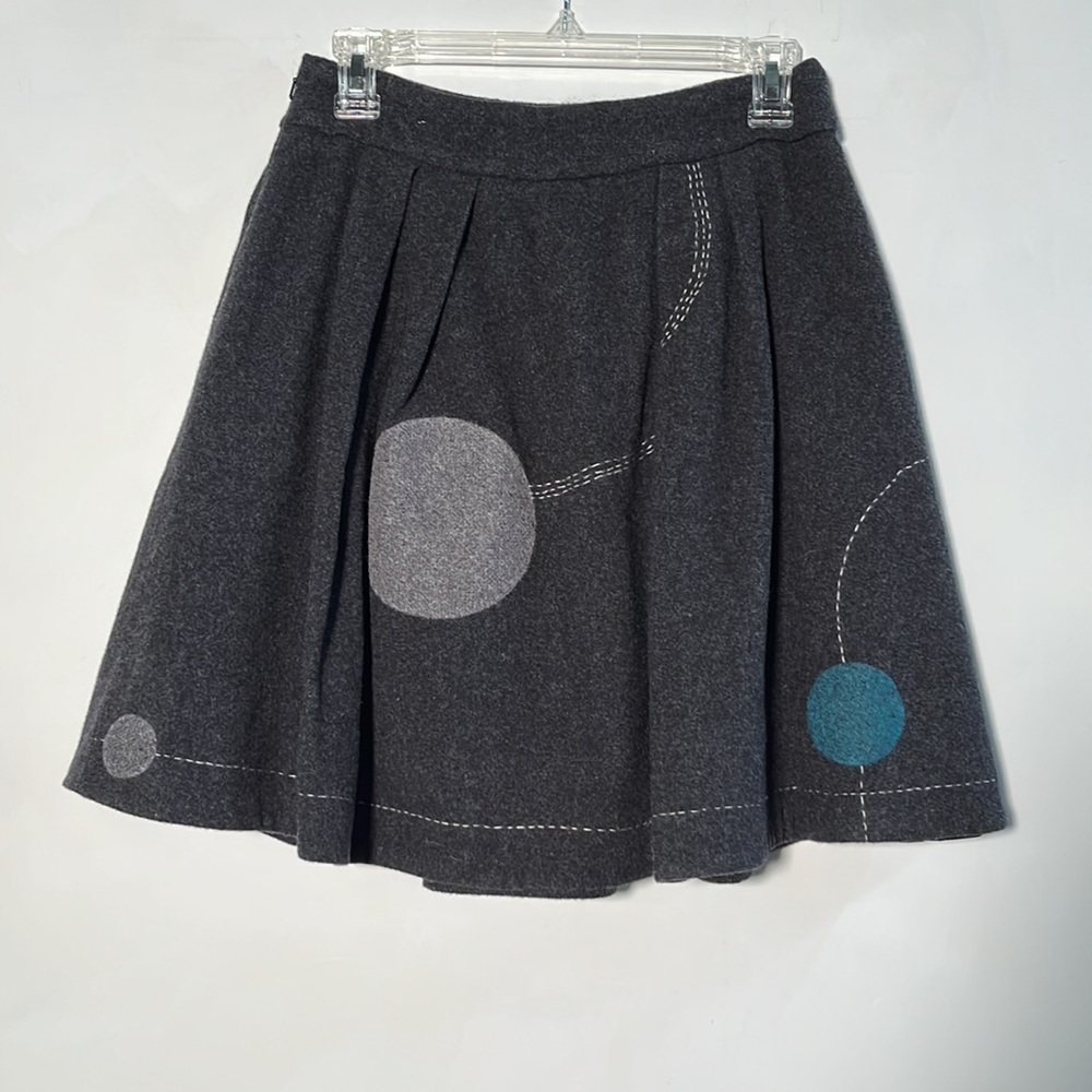 LITHE Coquette Girl Artsy Wool Charcoal Mini Skirt Circle & Floral Embroidery 2 - Picture 3 of 16